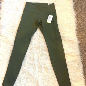 Brand New! Old Navy Workout Legging, Size S